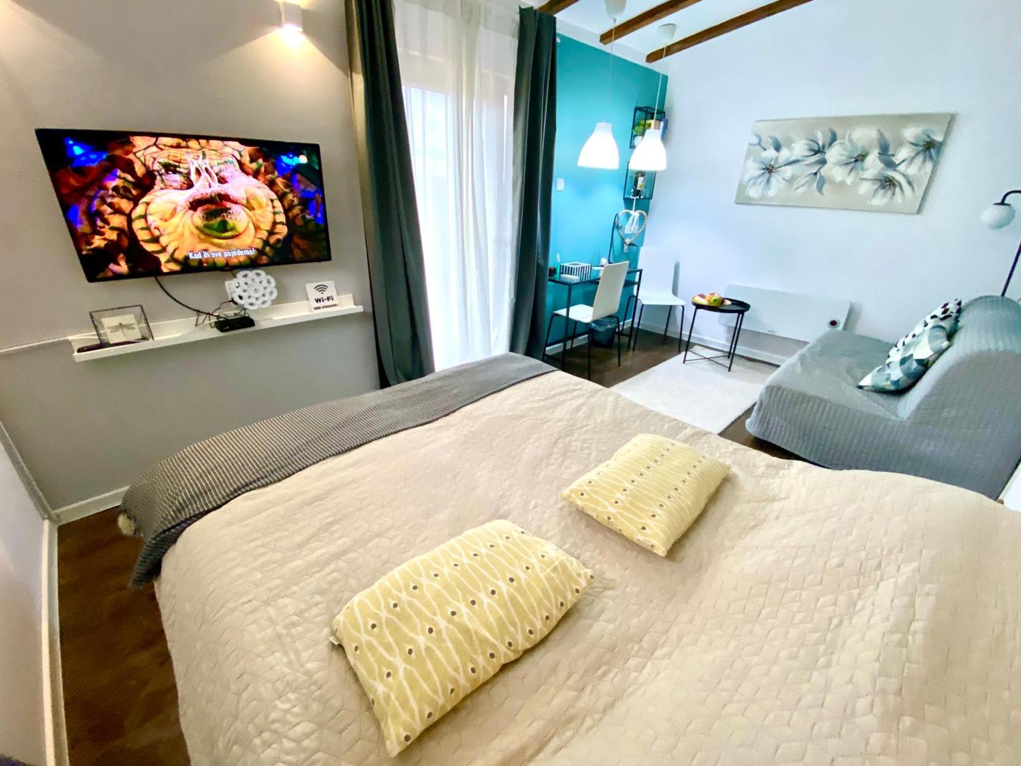 Avala Sunset Apartments Belgrado Esterno foto